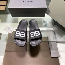 Balenciaga Slippers